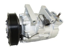 AC Compressor NISSAN...