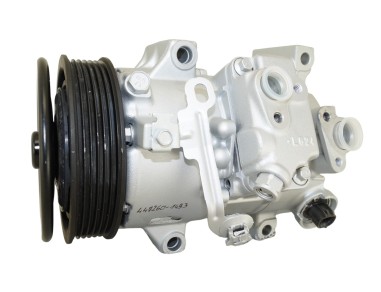 Klimakompressor TOYOTA AVENSIS COROLLA MATRIX RAV4 III AURIS 447260-1493