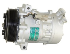 AC Compressor FIAT CROMA...