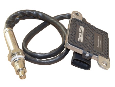 VOLVO MACK TRUCK 22303384 - NOx Sensor
