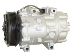 AC Compressor FORD FOCUS II...